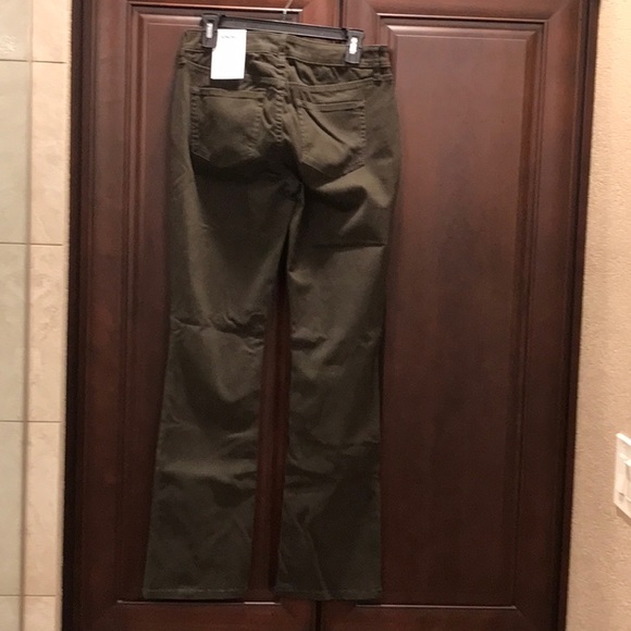 Sonoma Everyday Jean bootcut NWT size 6 in Olive - Picture 2 of 6